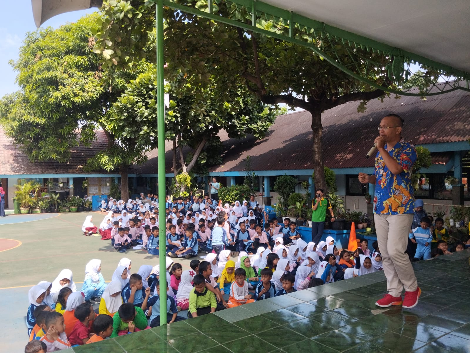 Wisata LiterAsyik Ke SDN 05 Duren Sawit